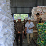 Gudang Bulog Batuang Baririk ditinjau Bupati Welly Suhery
