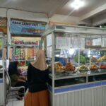 Strategi Abah Lamo Cafe Menarik dan Mempertahankan Pelanggan Mahasiswa Unand